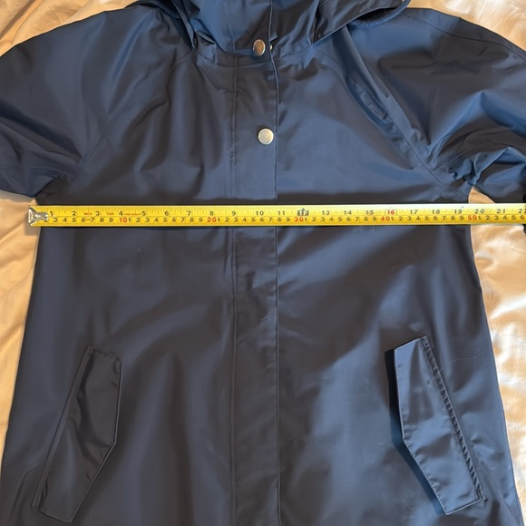 Helly Hansen Raincoat - Size Small Navy - Picture 13 of 14